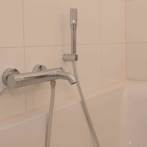 Das neue Bad der P7 hat eine Badewanne in voller Länge (190cm) erhalten Badewanne P7