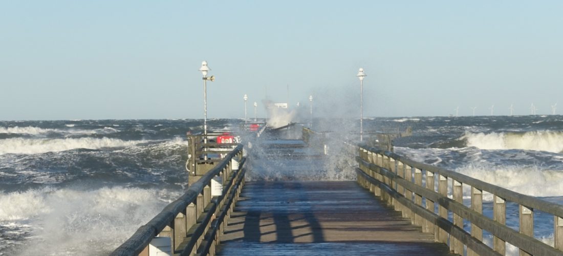 Sturm an der Seebrücke